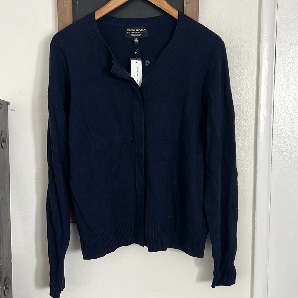 Banana Republic button down cardigan NWT